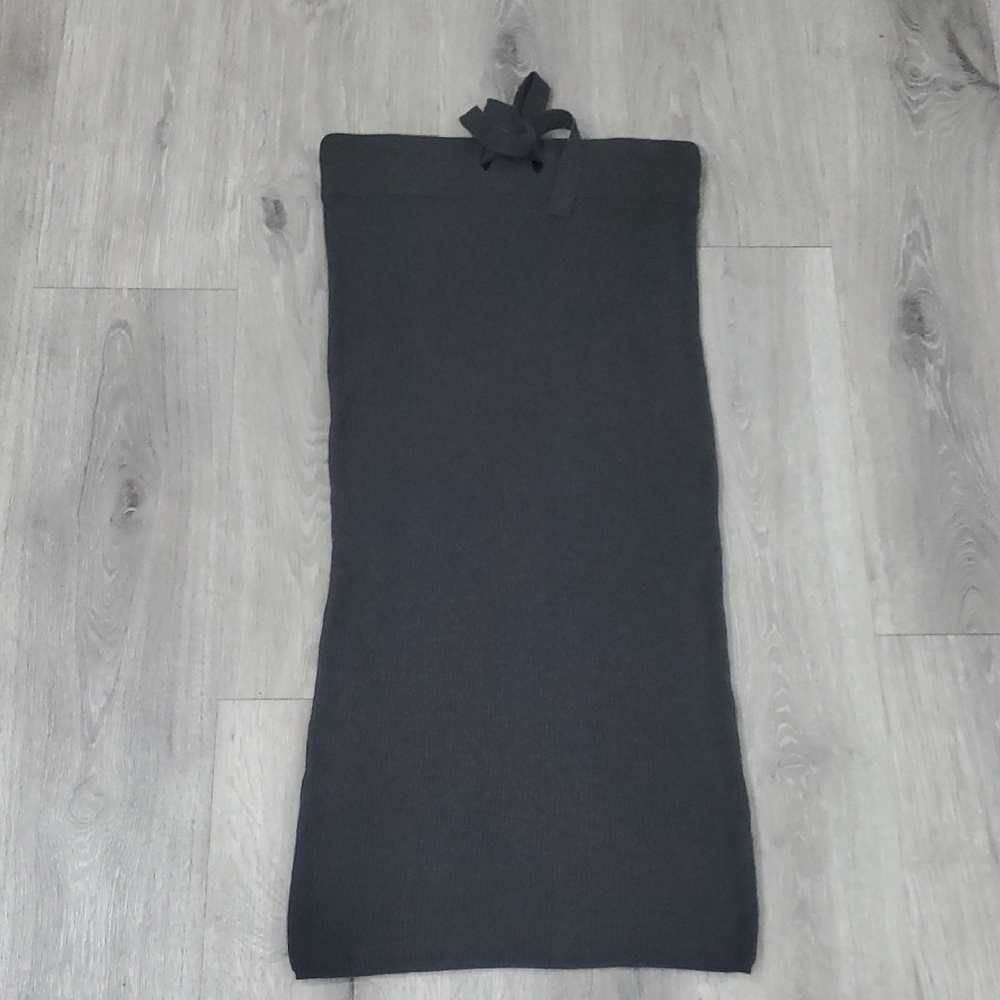 M.PATMOS knit Midi Skirt Charcoal Xs Very Gently Used/ Cotton, Merino Wool/